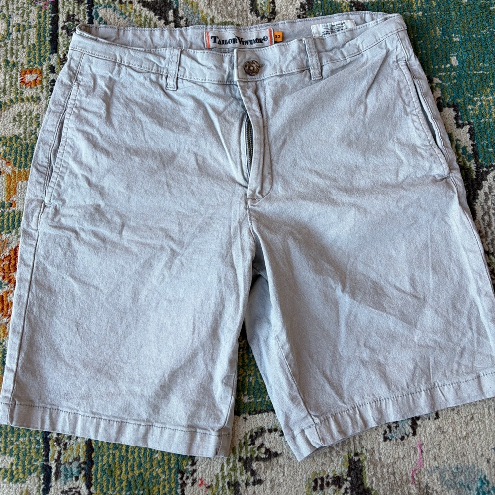 Tailor Vintage Light Gray Linen Blend Shorts